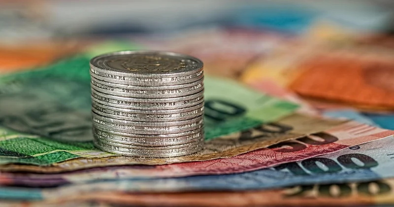 Billet en ligne ou sur place : le vrai calcul