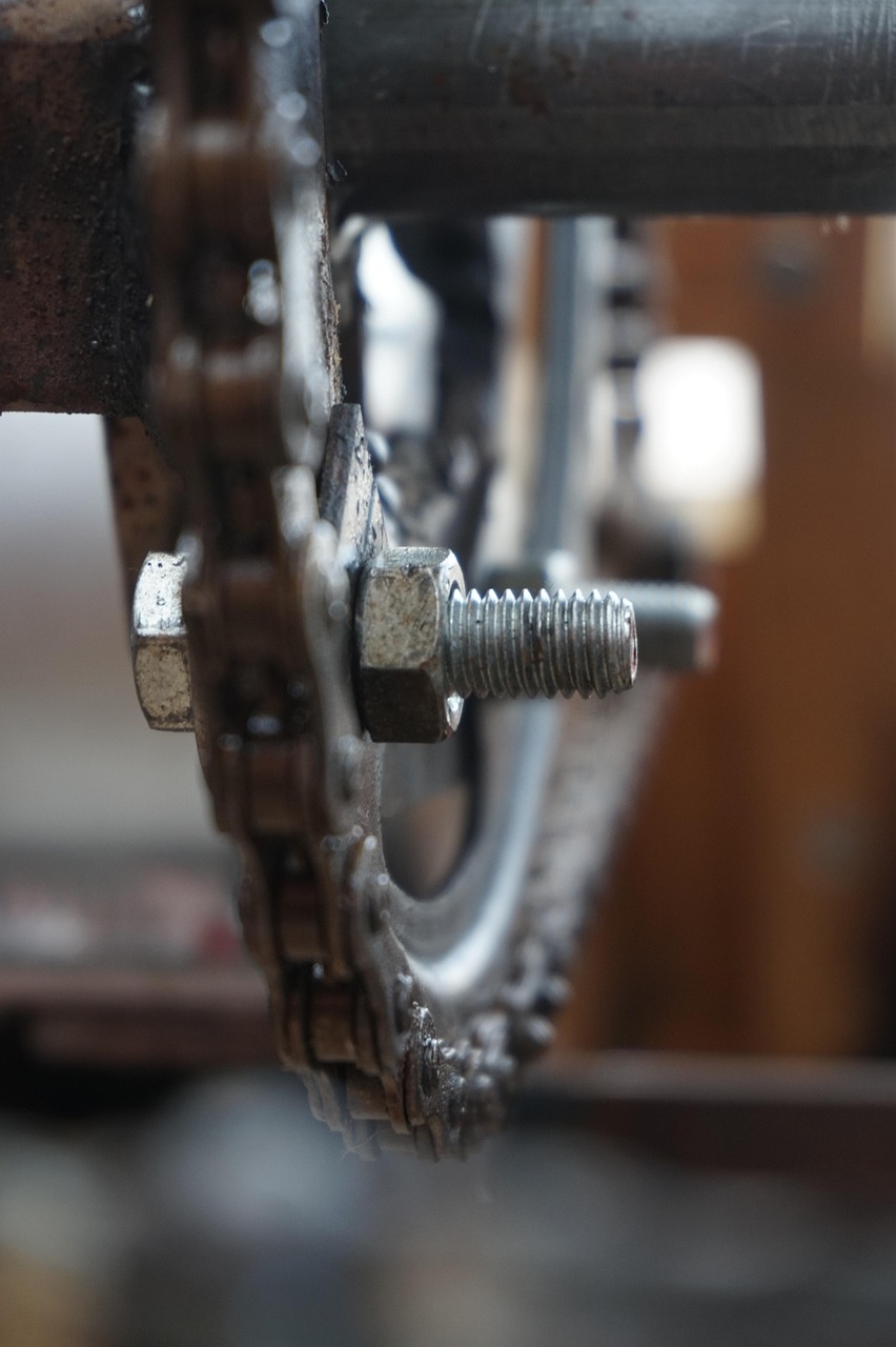 mechanics, screw, chain, oily, diy, drive